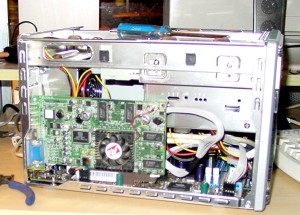 Radeon 7200 in a SK41G Shuttle.