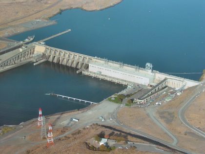 Ice Harbor dam from 2,000 feet up.